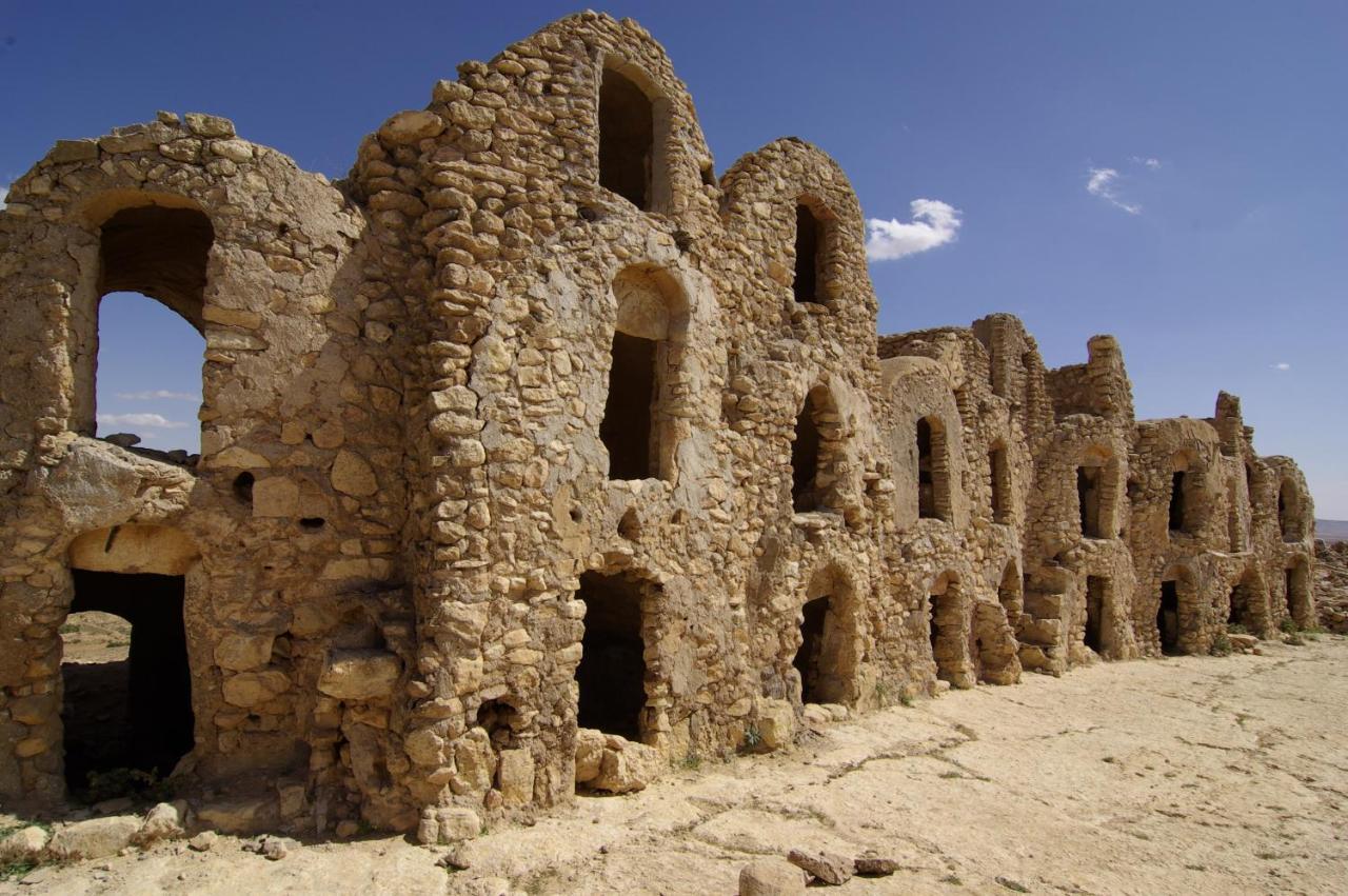 Ksar Jouamaa Hotel Medenine Bagian luar foto