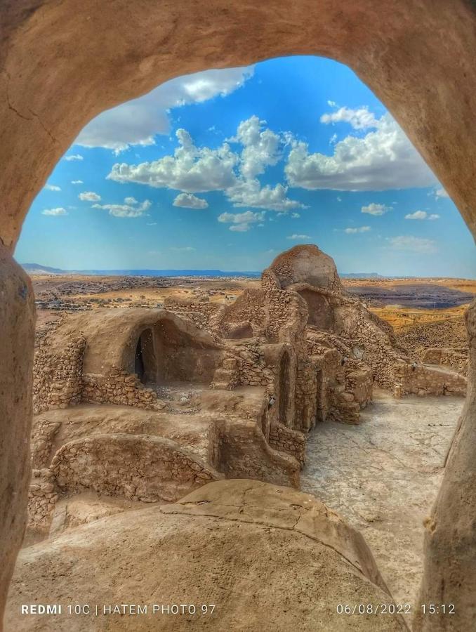 Ksar Jouamaa Hotel Medenine Bagian luar foto