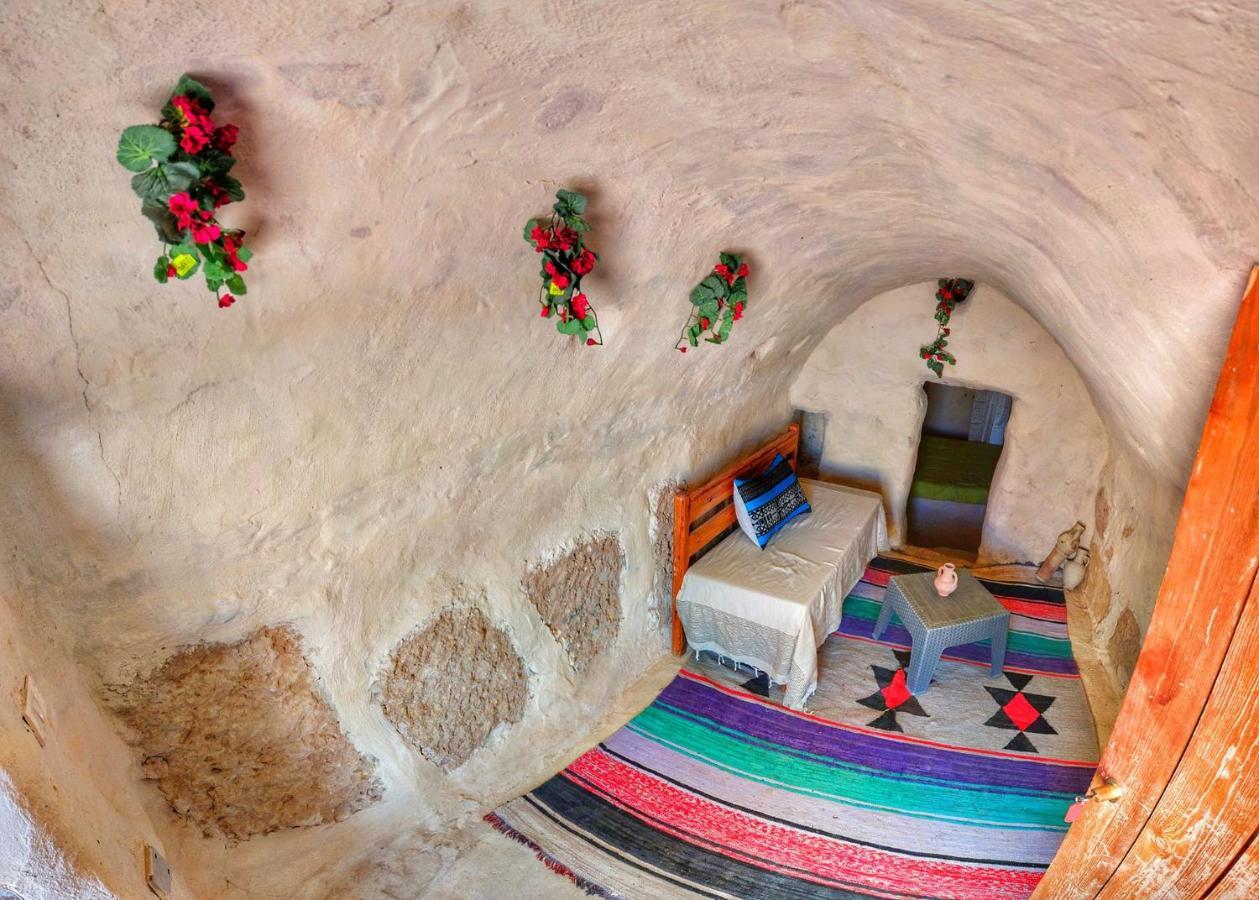 Ksar Jouamaa Hotel Medenine Bagian luar foto
