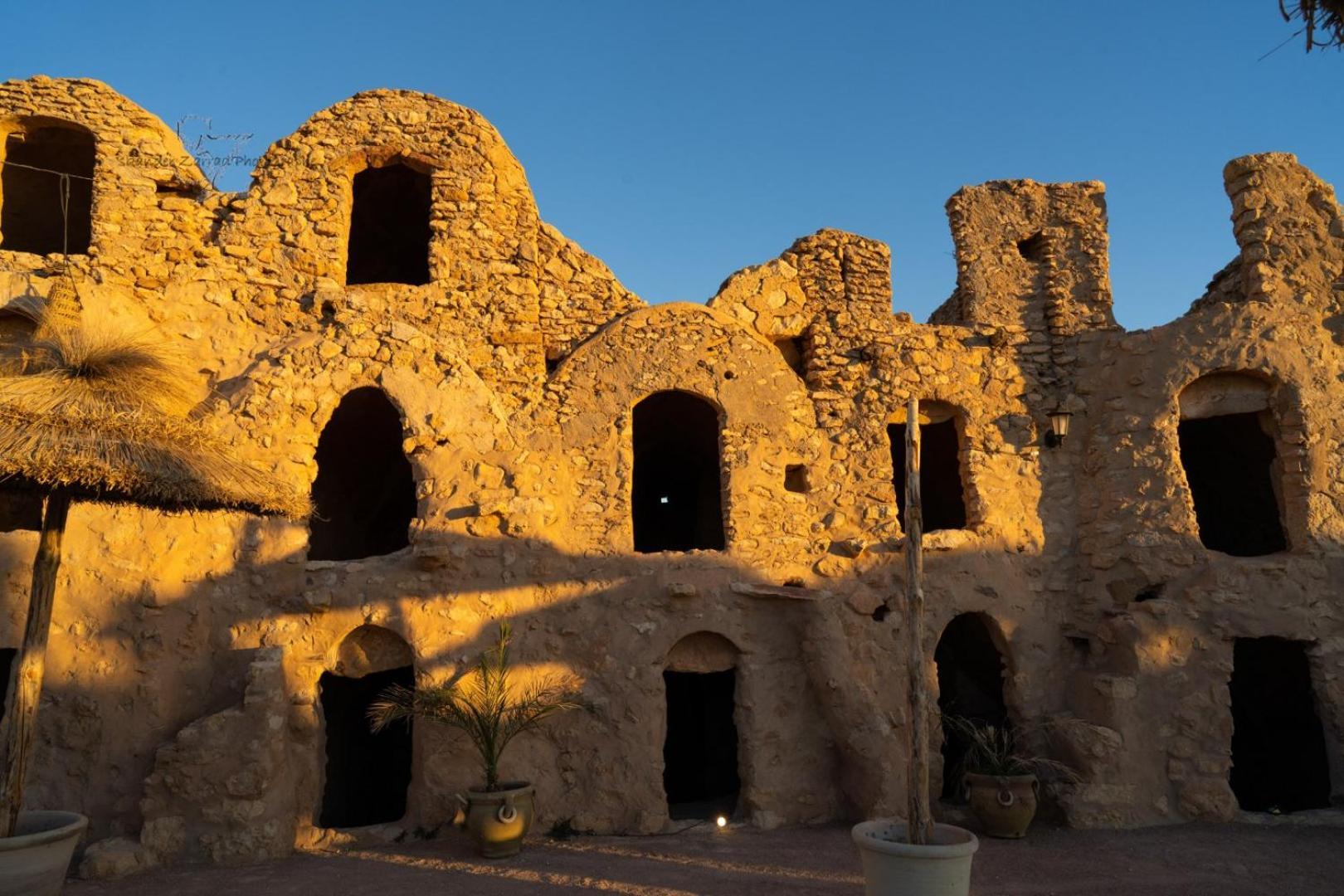 Ksar Jouamaa Hotel Medenine Bagian luar foto