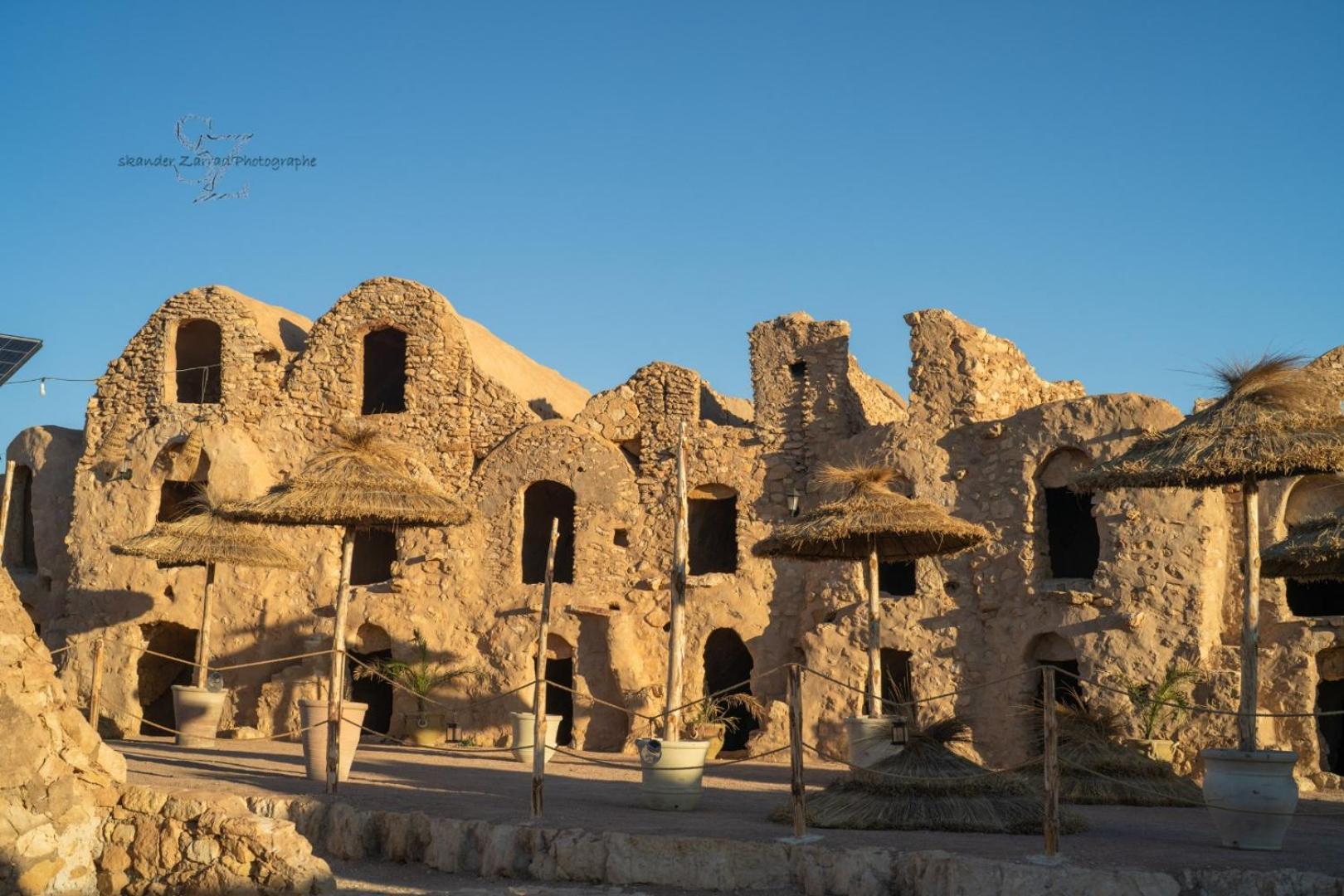 Ksar Jouamaa Hotel Medenine Bagian luar foto